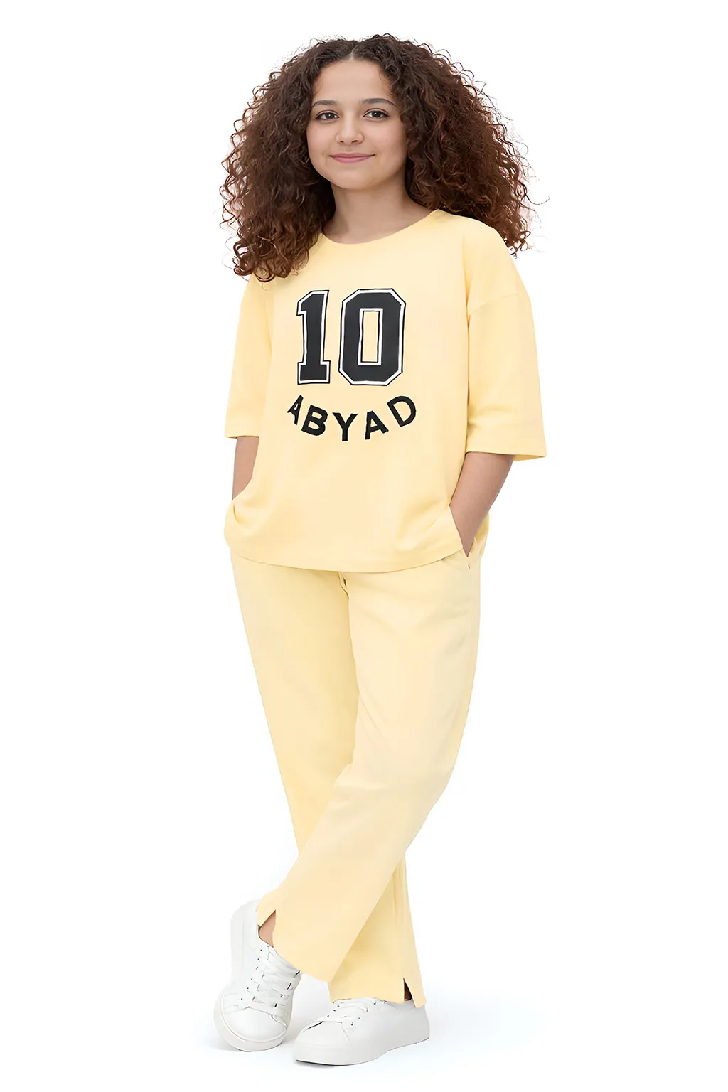 Pineapple Front Final Girl